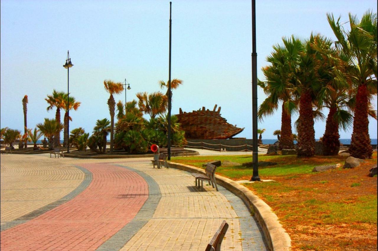 Arrecife Apartment ภายนอก รูปภาพ